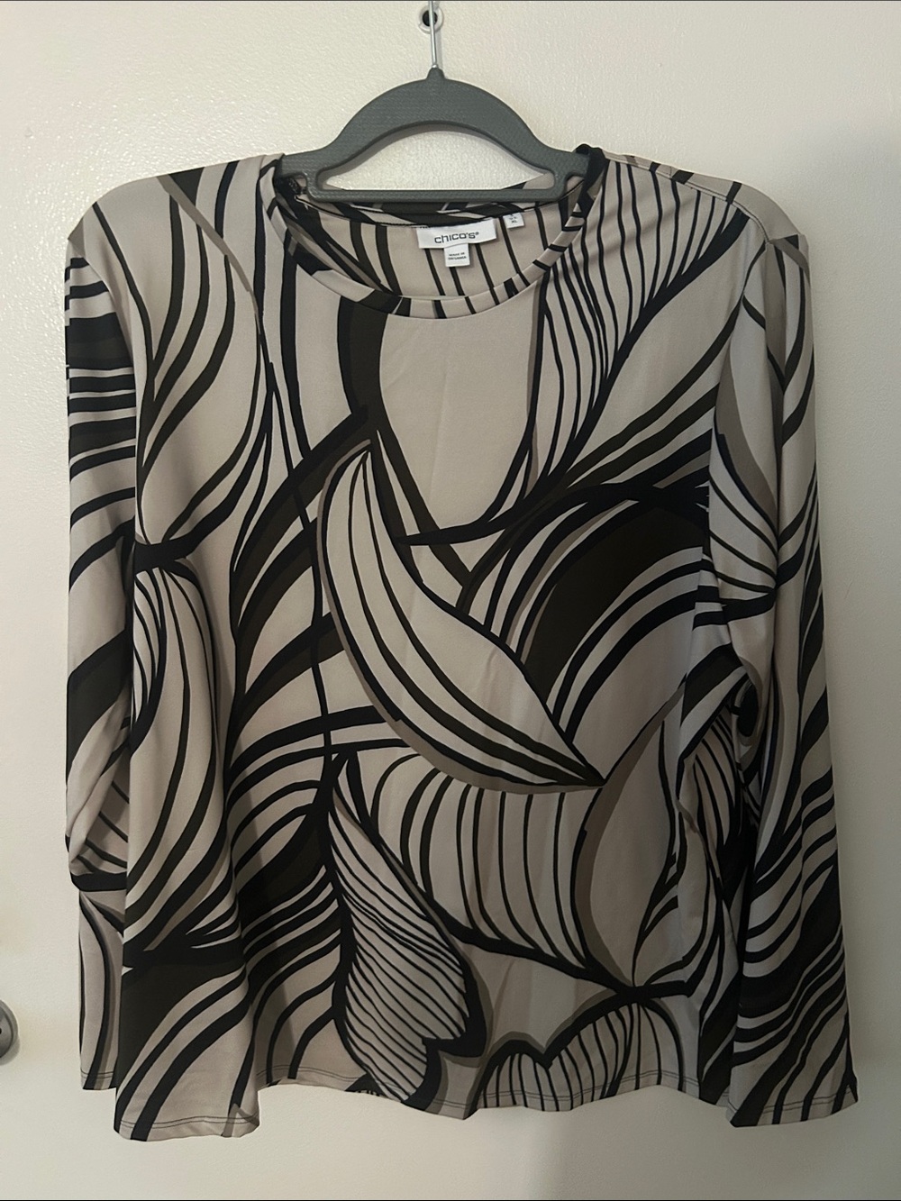 Chico's Taupe and Black Abstract Long-Sleeve Dress